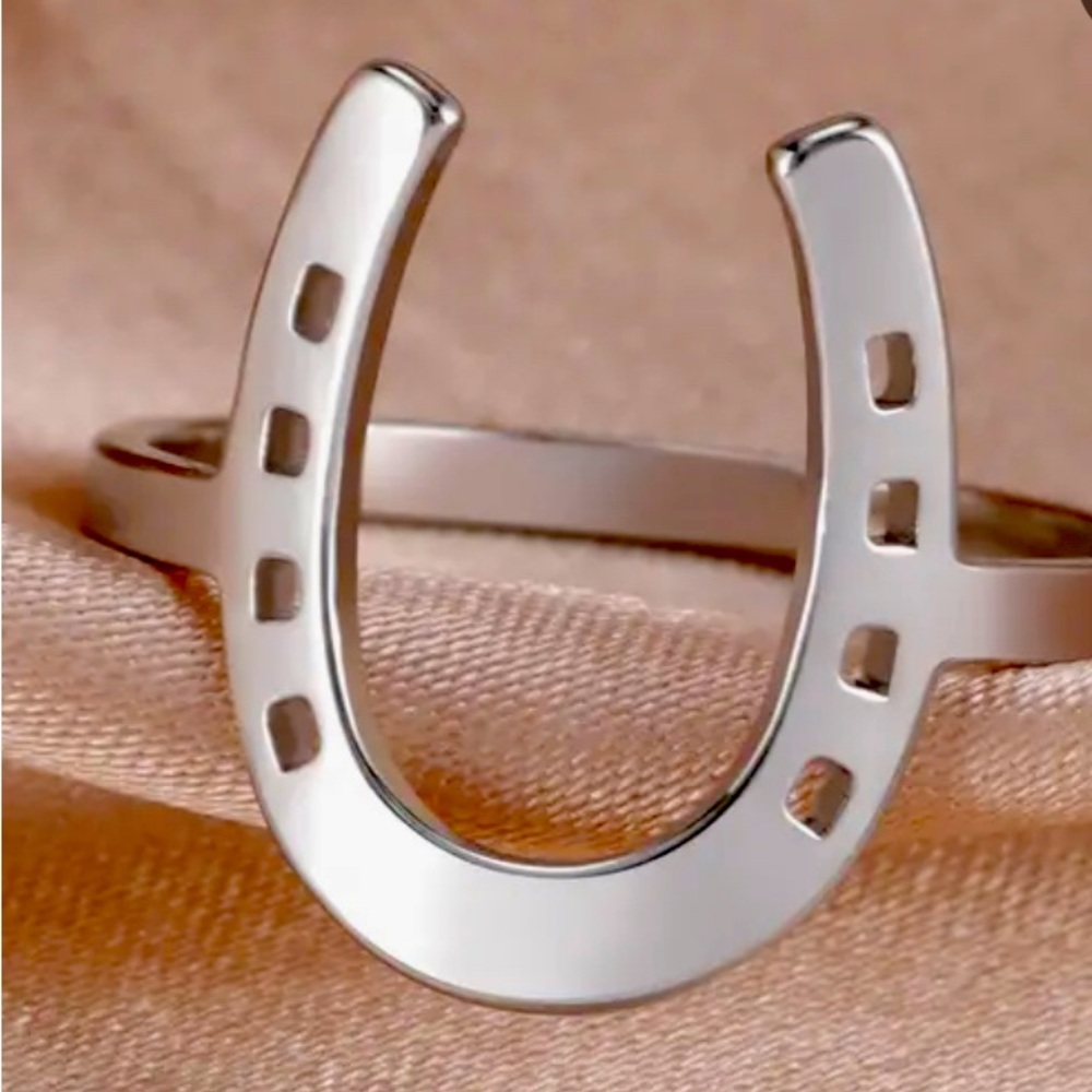 Stainless Steel Simple Western Horseshoe Ring NWT - available in multiple sizes